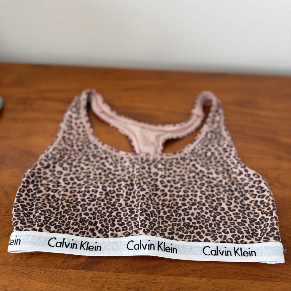 Calvin Klein Racerback Unlined Sports Bra Bralette Leopard Print